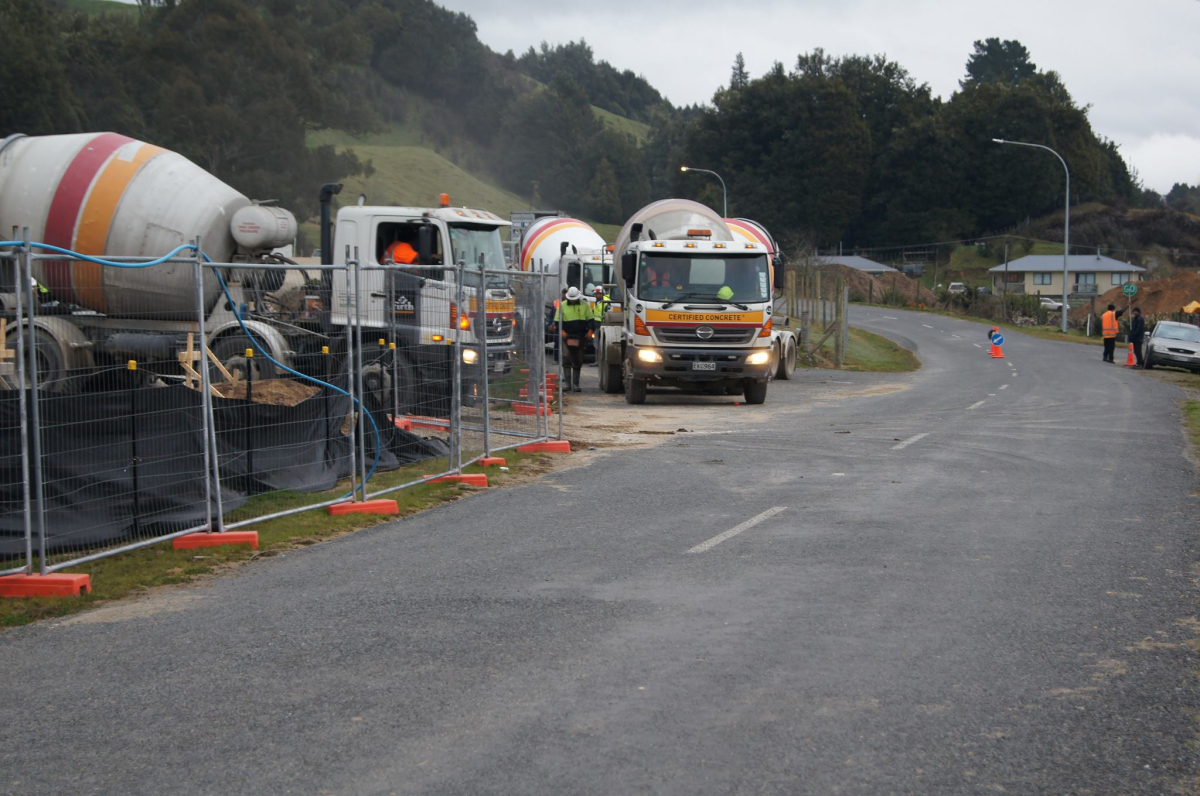Concrete_trucks Concrete_trucks
